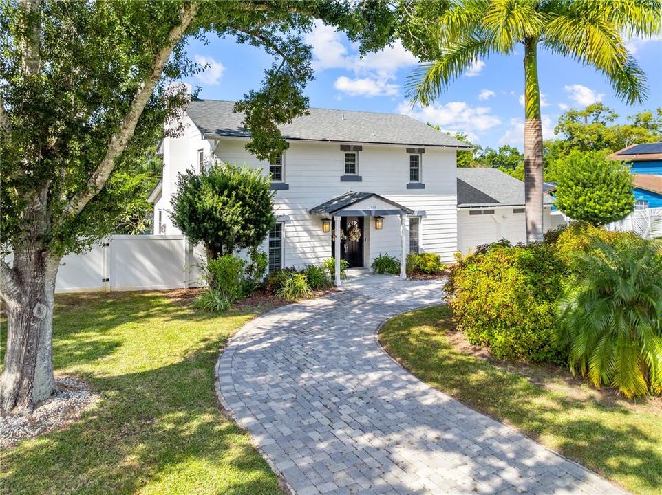 Active With Contract: $499,900 (4 beds, 3 baths, 2126 Square Feet)