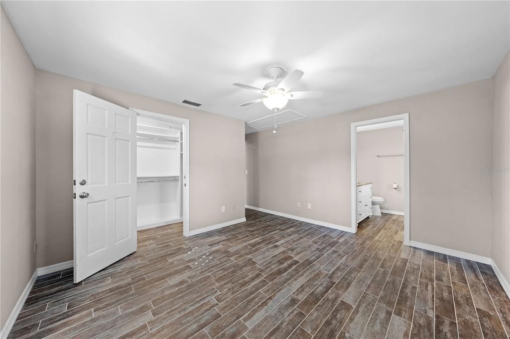 Active With Contract: $499,900 (4 beds, 3 baths, 2126 Square Feet)