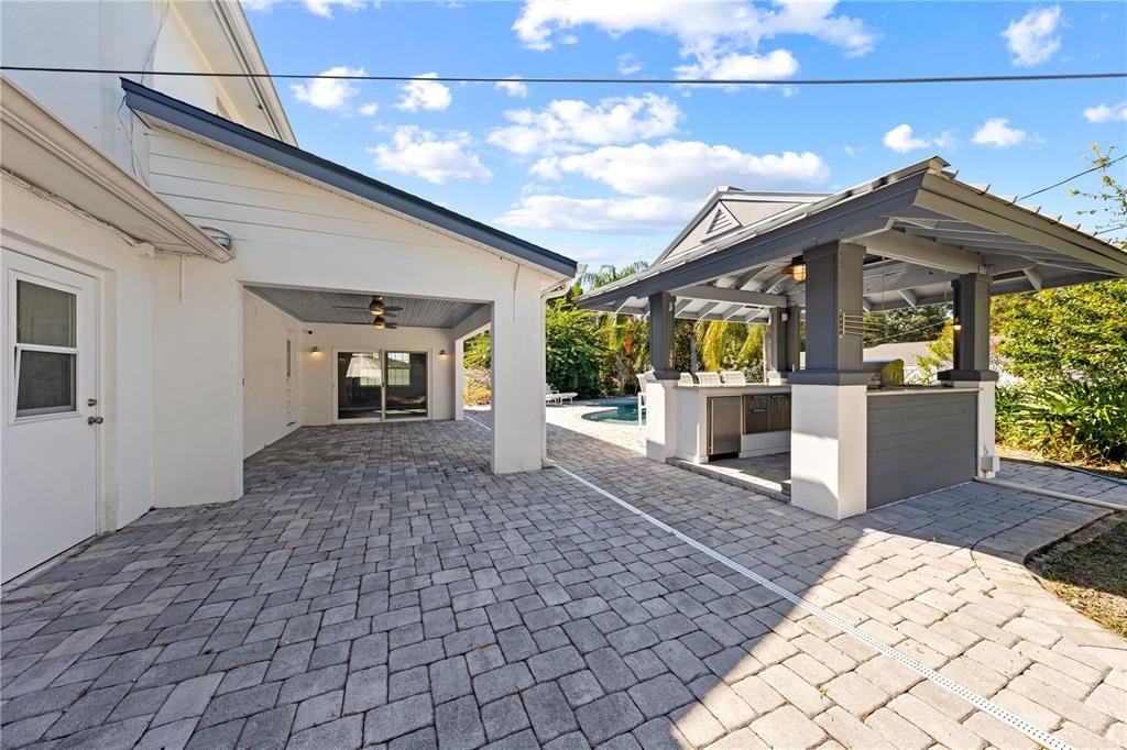 Active With Contract: $499,900 (4 beds, 3 baths, 2126 Square Feet)