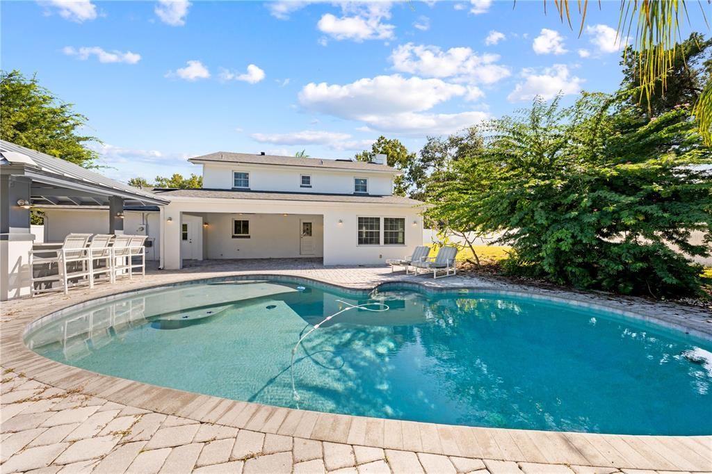 Active With Contract: $499,900 (4 beds, 3 baths, 2126 Square Feet)