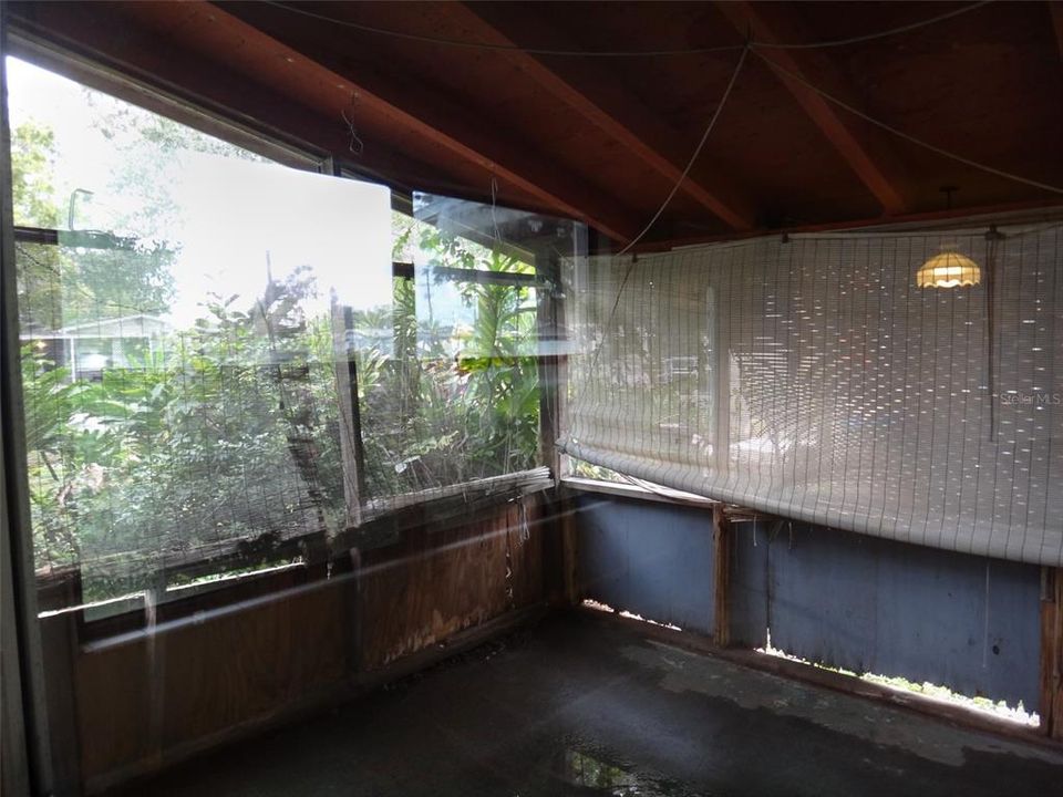 待售: $209,000 (3 贝兹, 1 浴室, 900 平方英尺)