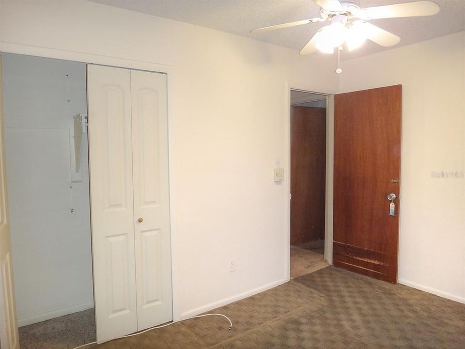 待售: $209,000 (3 贝兹, 1 浴室, 900 平方英尺)