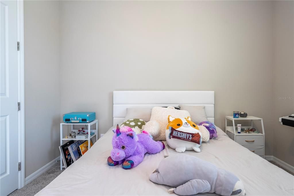 Active With Contract: $490,000 (3 beds, 2 baths, 1661 Square Feet)