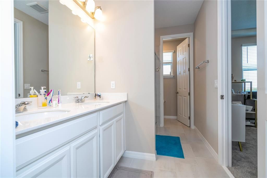 Active With Contract: $490,000 (3 beds, 2 baths, 1661 Square Feet)