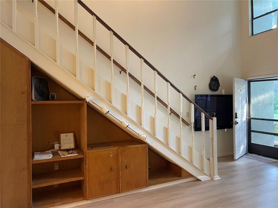 Под контрактом: $195,000 (1 спален, 2 ванн, 1180 Квадратных фут)