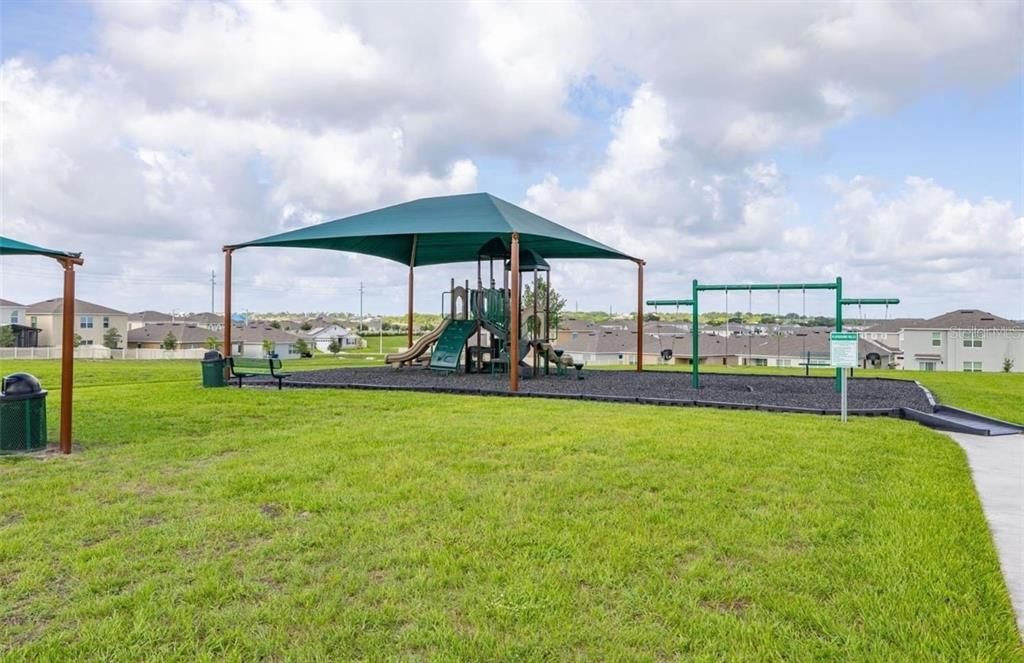 出租: $2,335 (3 贝兹, 2 浴室, 1690 平方英尺)