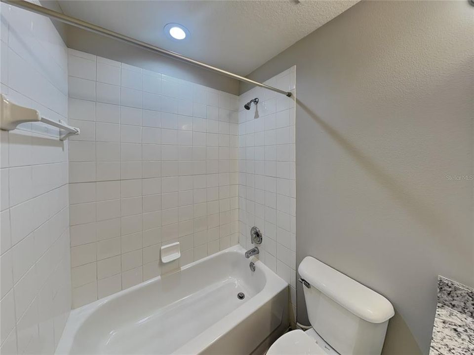 For Rent: $1,829 (3 beds, 2 baths, 1137 Square Feet)