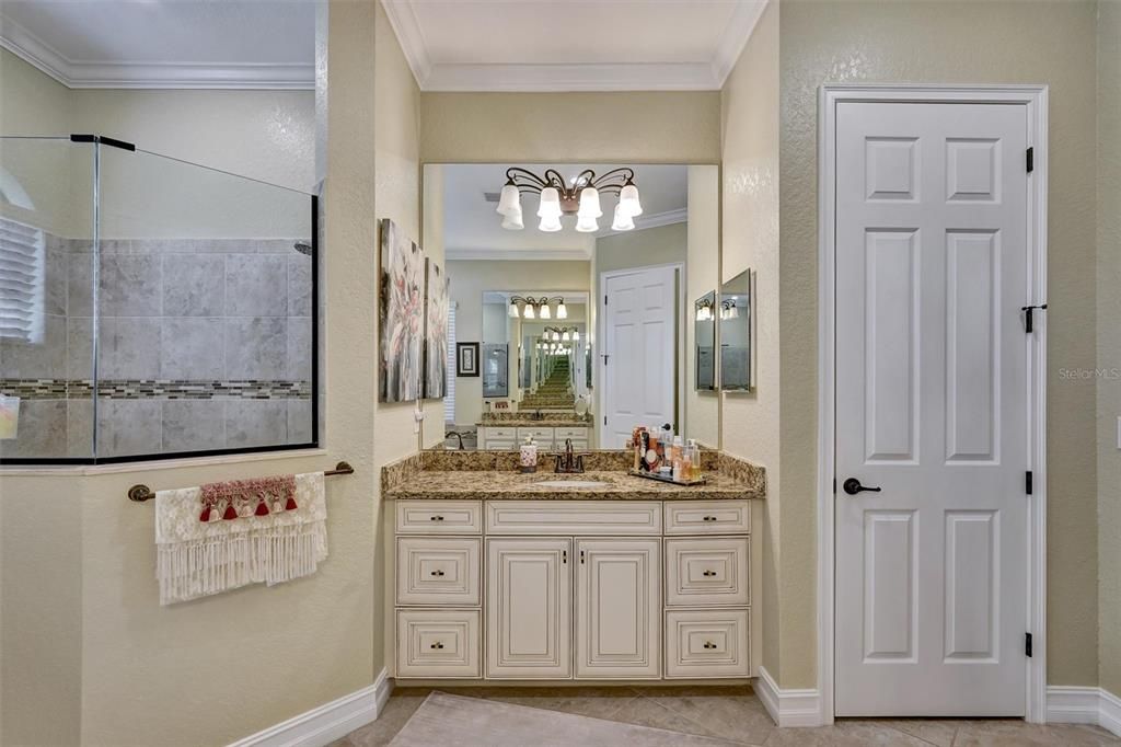 待售: $995,000 (4 贝兹, 3 浴室, 2533 平方英尺)