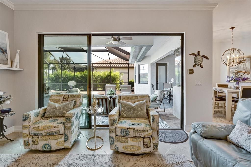 待售: $995,000 (4 贝兹, 3 浴室, 2533 平方英尺)