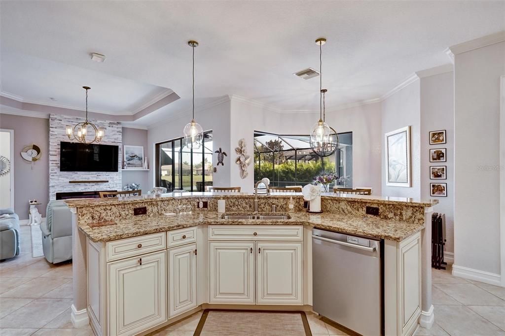 待售: $995,000 (4 贝兹, 3 浴室, 2533 平方英尺)