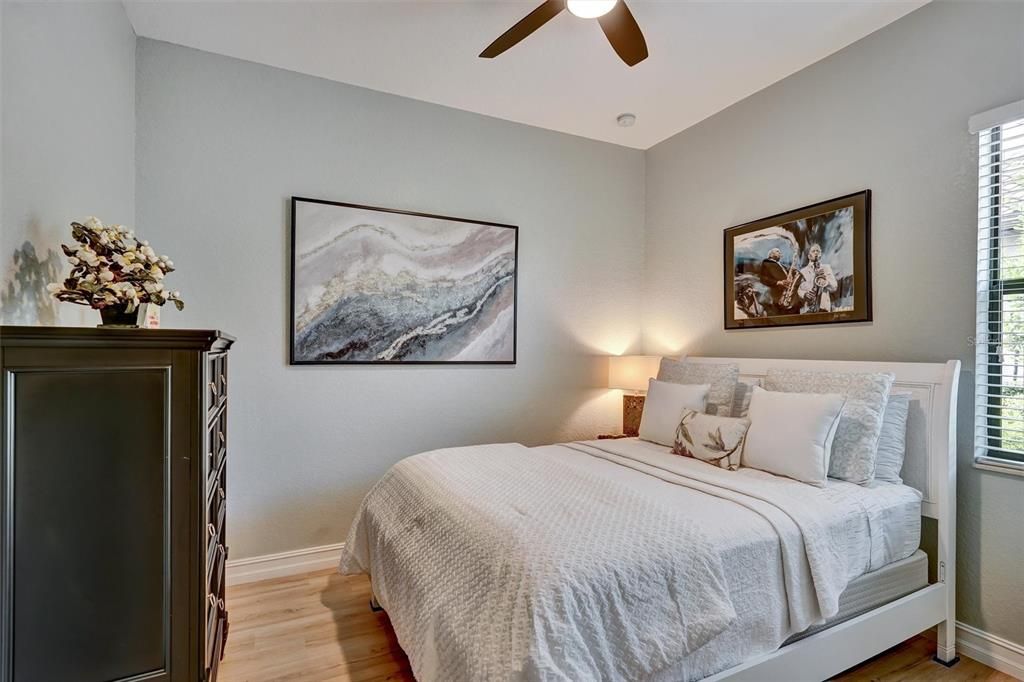 待售: $995,000 (4 贝兹, 3 浴室, 2533 平方英尺)