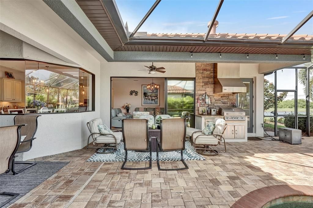 待售: $995,000 (4 贝兹, 3 浴室, 2533 平方英尺)