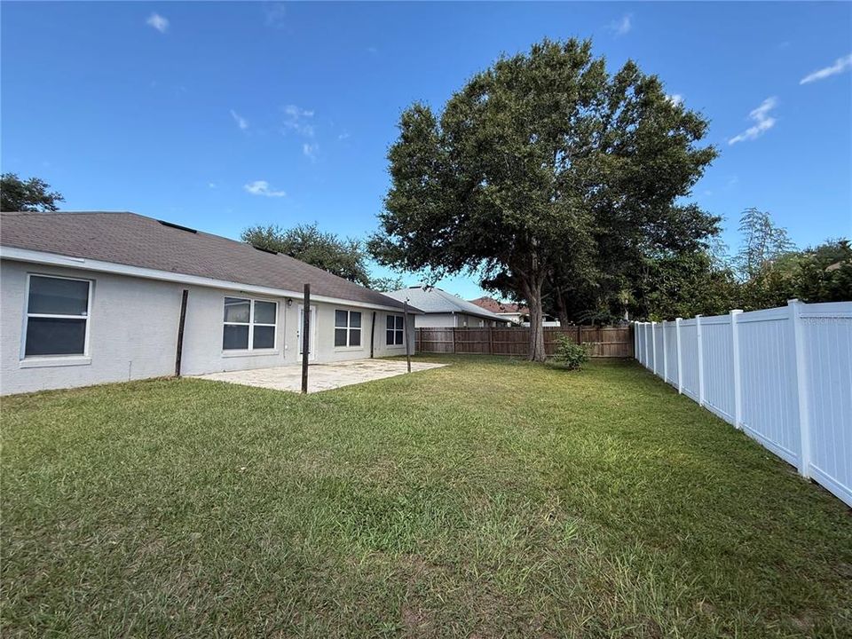 En Renta: $2,200 (4 camas, 2 baños, 1814 Pies cuadrados)