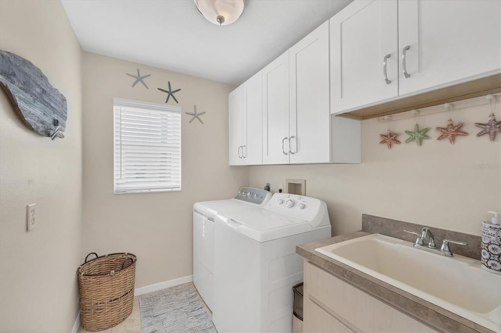 待售: $849,000 (3 贝兹, 2 浴室, 1933 平方英尺)