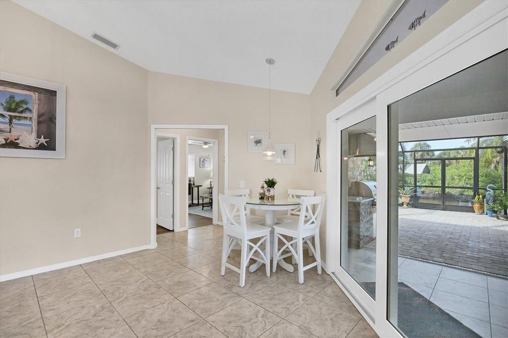 待售: $849,000 (3 贝兹, 2 浴室, 1933 平方英尺)