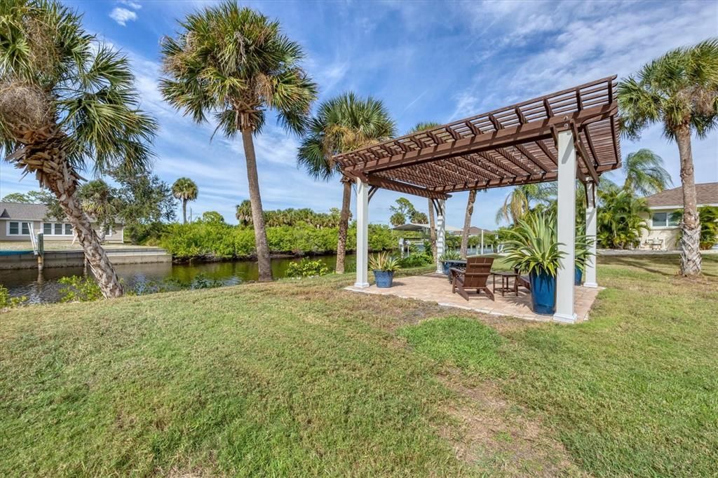 待售: $849,000 (3 贝兹, 2 浴室, 1933 平方英尺)