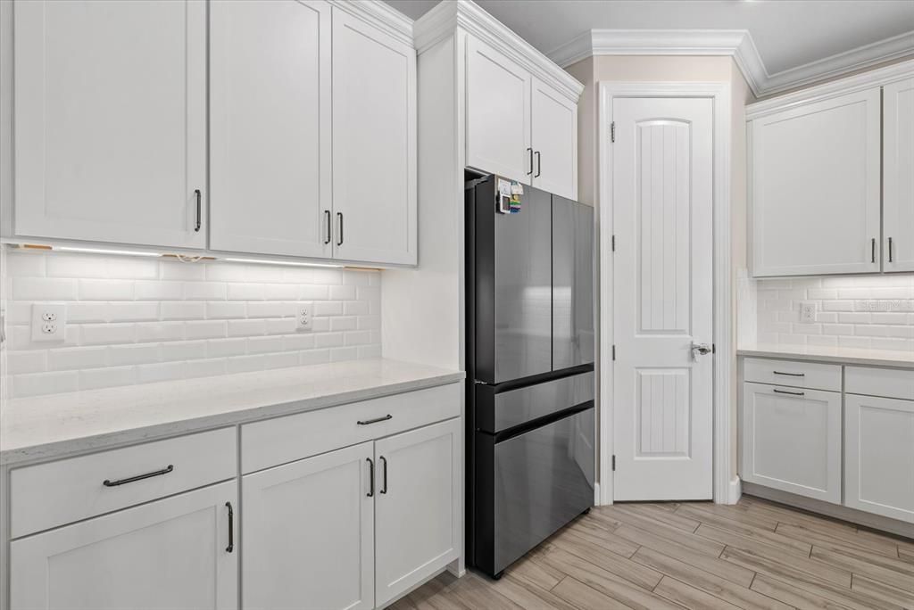 For Rent: $7,500 (5 beds, 4 baths, 2907 Square Feet)