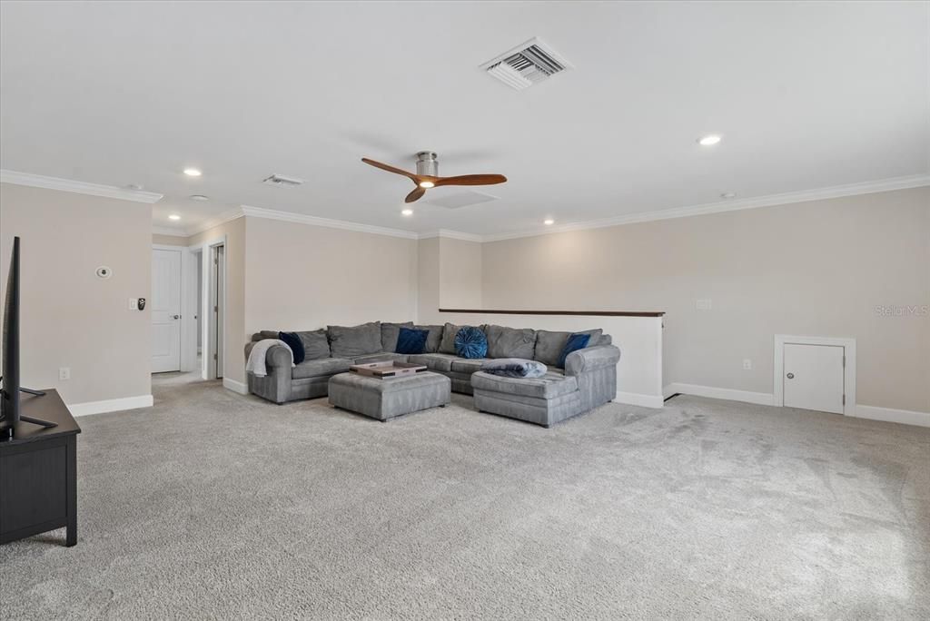 For Rent: $7,500 (5 beds, 4 baths, 2907 Square Feet)