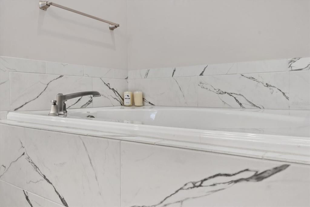 For Rent: $7,500 (5 beds, 4 baths, 2907 Square Feet)