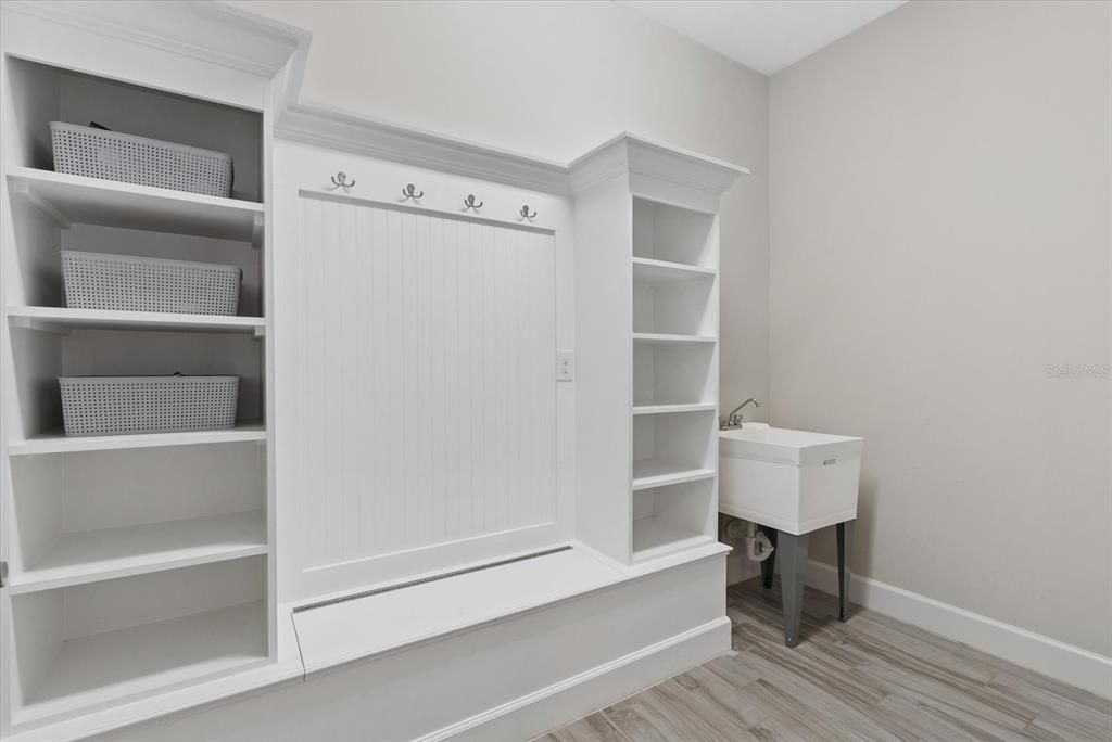 For Rent: $7,500 (5 beds, 4 baths, 2907 Square Feet)