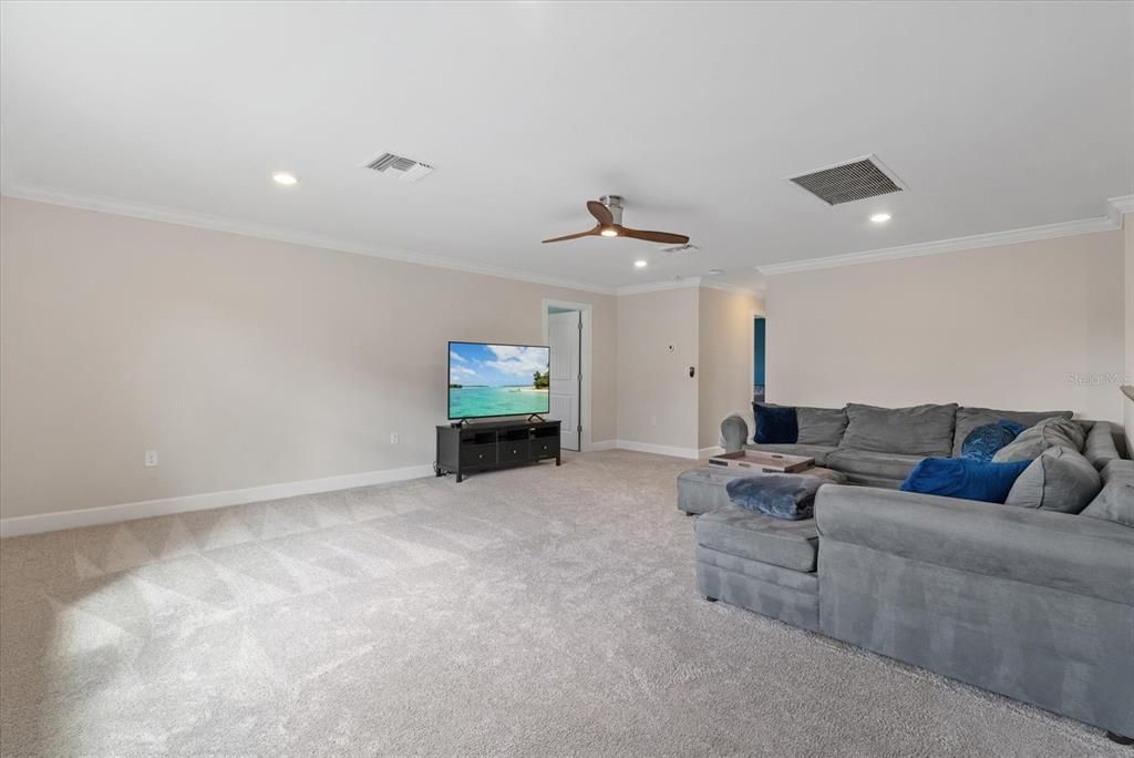 For Rent: $7,500 (5 beds, 4 baths, 2907 Square Feet)