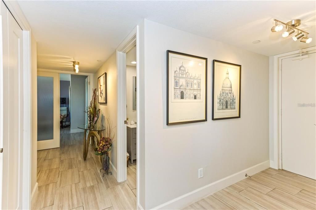 待售: $849,500 (2 贝兹, 2 浴室, 1930 平方英尺)