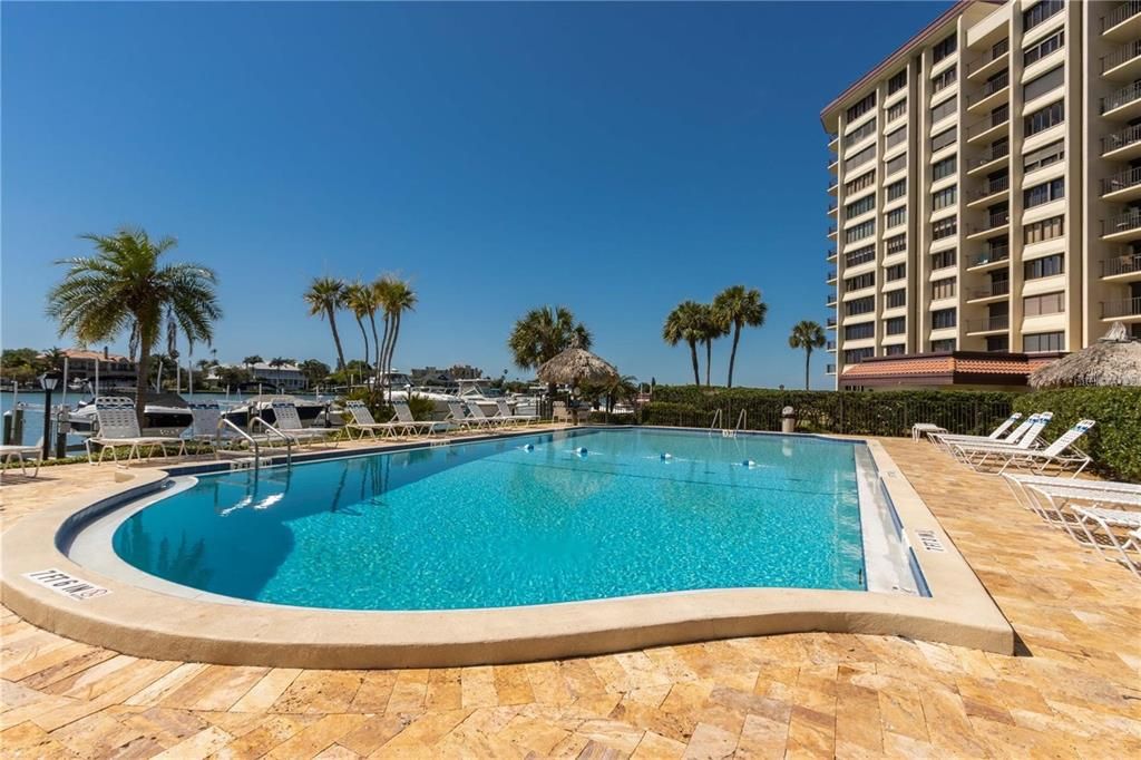 待售: $849,500 (2 贝兹, 2 浴室, 1930 平方英尺)