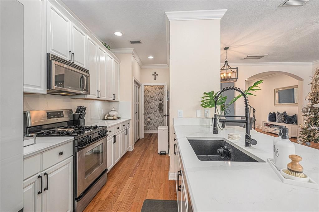 For Sale: $635,000 (3 beds, 2 baths, 1743 Square Feet)