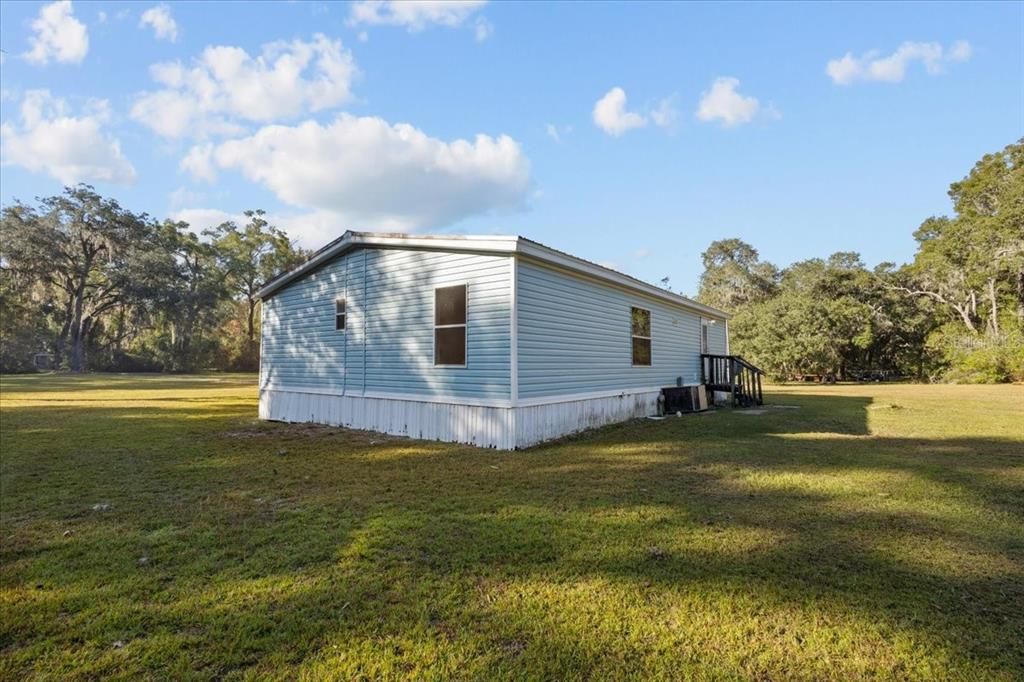 На продажу: $169,900 (3 спален, 2 ванн, 1134 Квадратных фут)