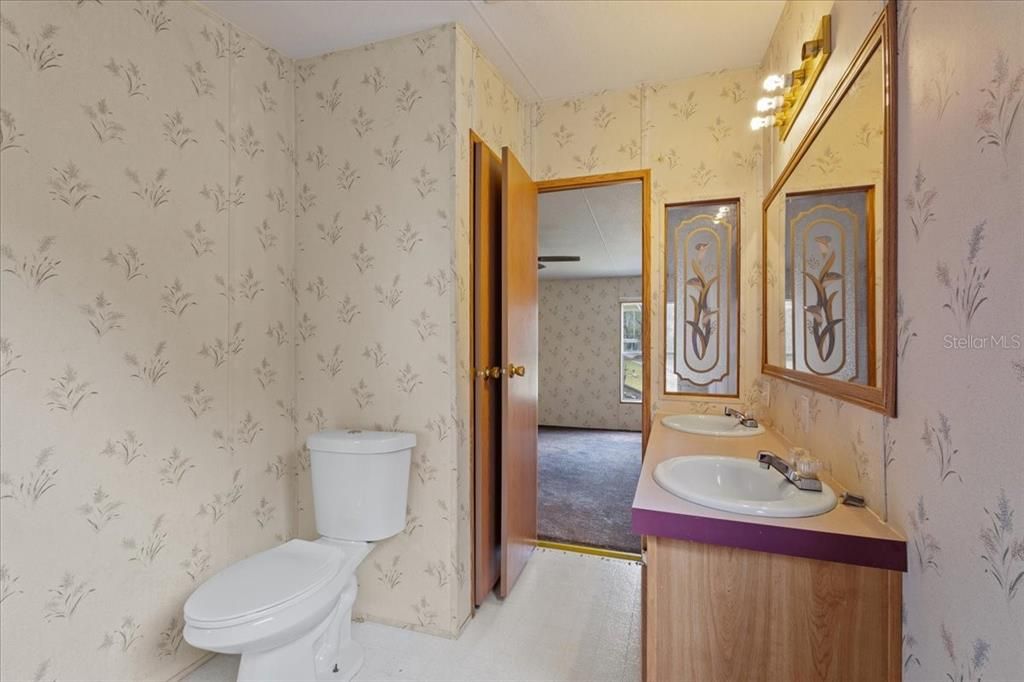 На продажу: $169,900 (3 спален, 2 ванн, 1134 Квадратных фут)