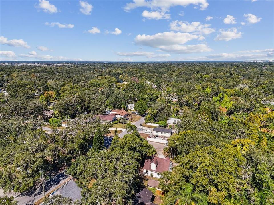 Activo con contrato: $350,000 (4 camas, 2 baños, 1248 Pies cuadrados)