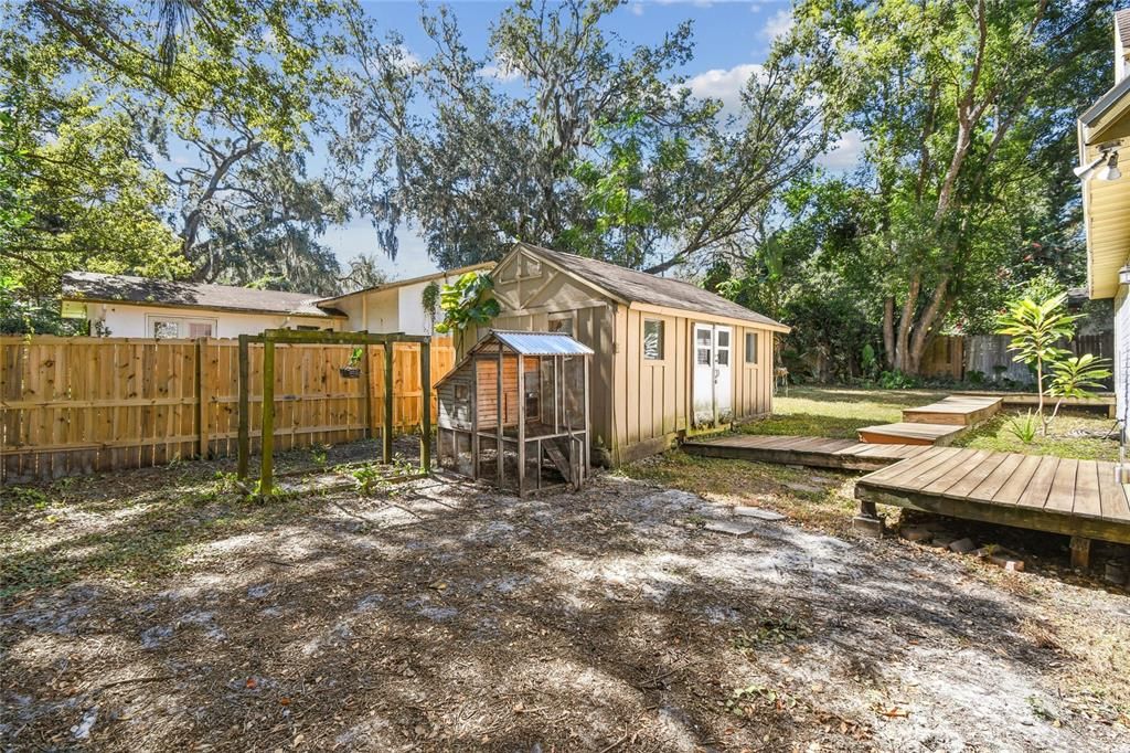 Activo con contrato: $350,000 (4 camas, 2 baños, 1248 Pies cuadrados)