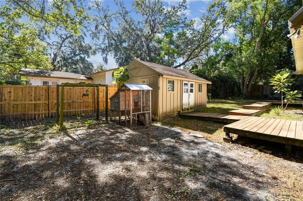 Activo con contrato: $350,000 (4 camas, 2 baños, 1248 Pies cuadrados)