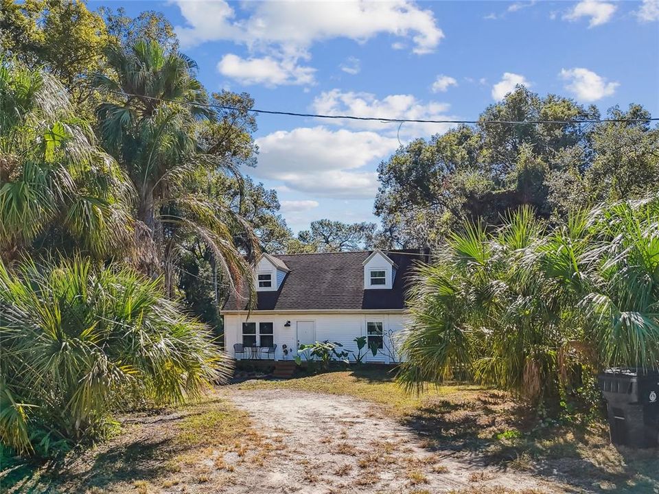 Activo con contrato: $350,000 (4 camas, 2 baños, 1248 Pies cuadrados)