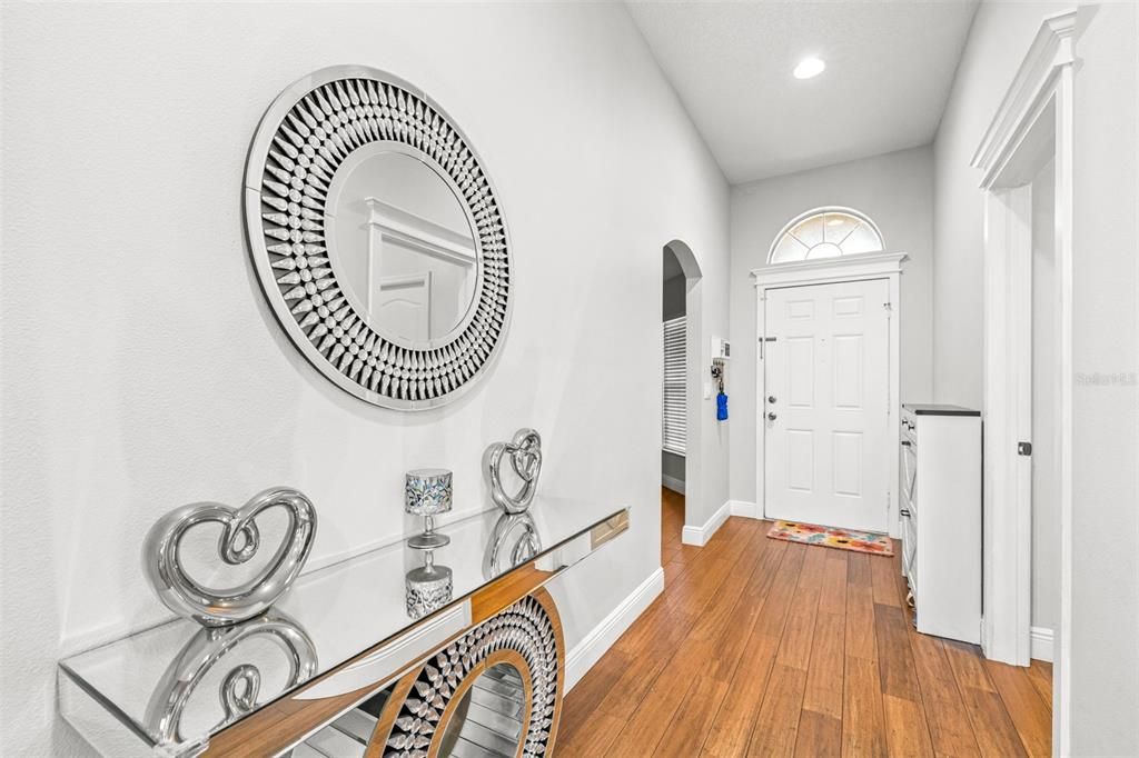 En Venta: $459,000 (3 camas, 2 baños, 1710 Pies cuadrados)