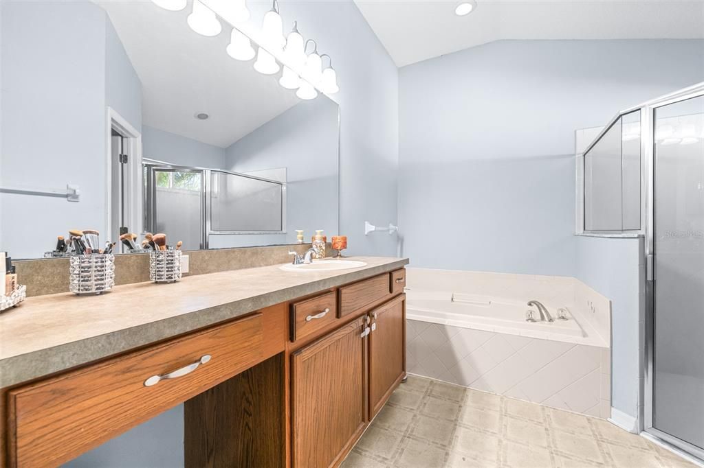 En Venta: $459,000 (3 camas, 2 baños, 1710 Pies cuadrados)