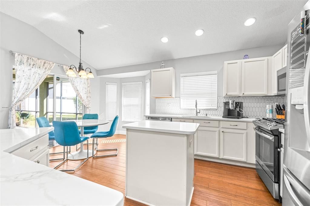 En Venta: $459,000 (3 camas, 2 baños, 1710 Pies cuadrados)