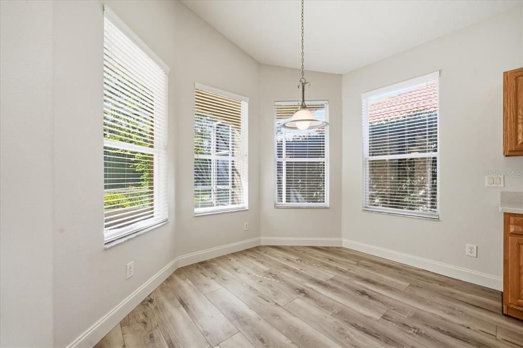 待售: $450,000 (3 贝兹, 2 浴室, 1886 平方英尺)