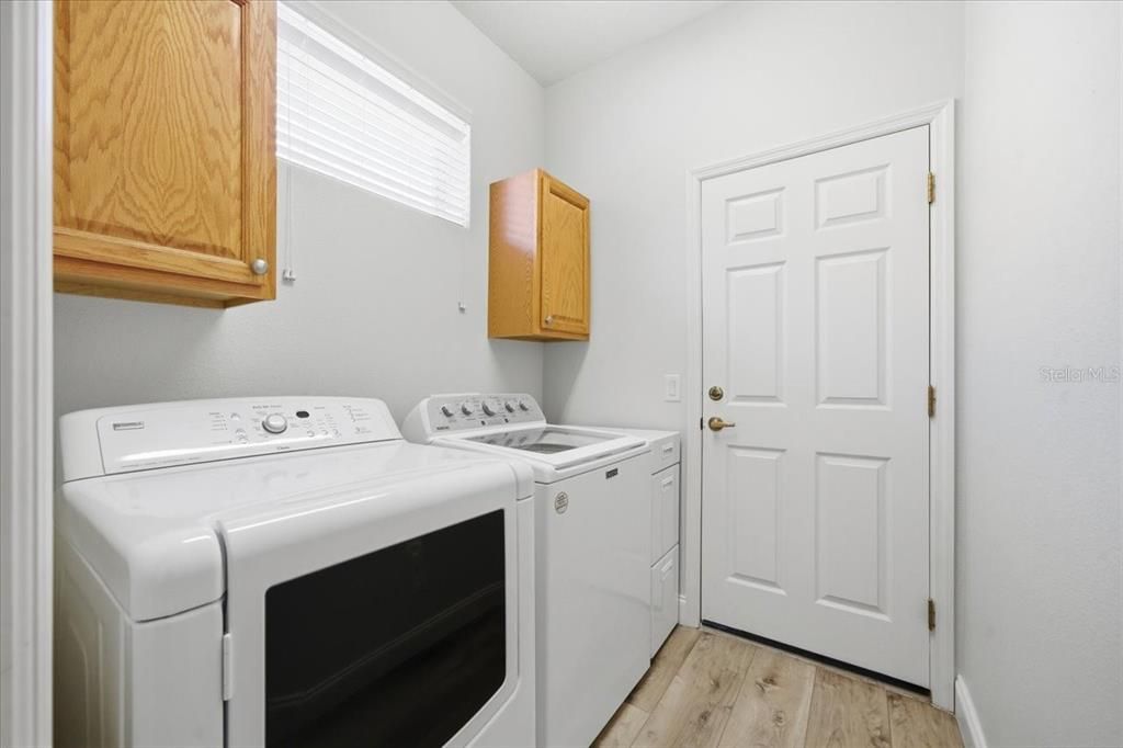 待售: $450,000 (3 贝兹, 2 浴室, 1886 平方英尺)