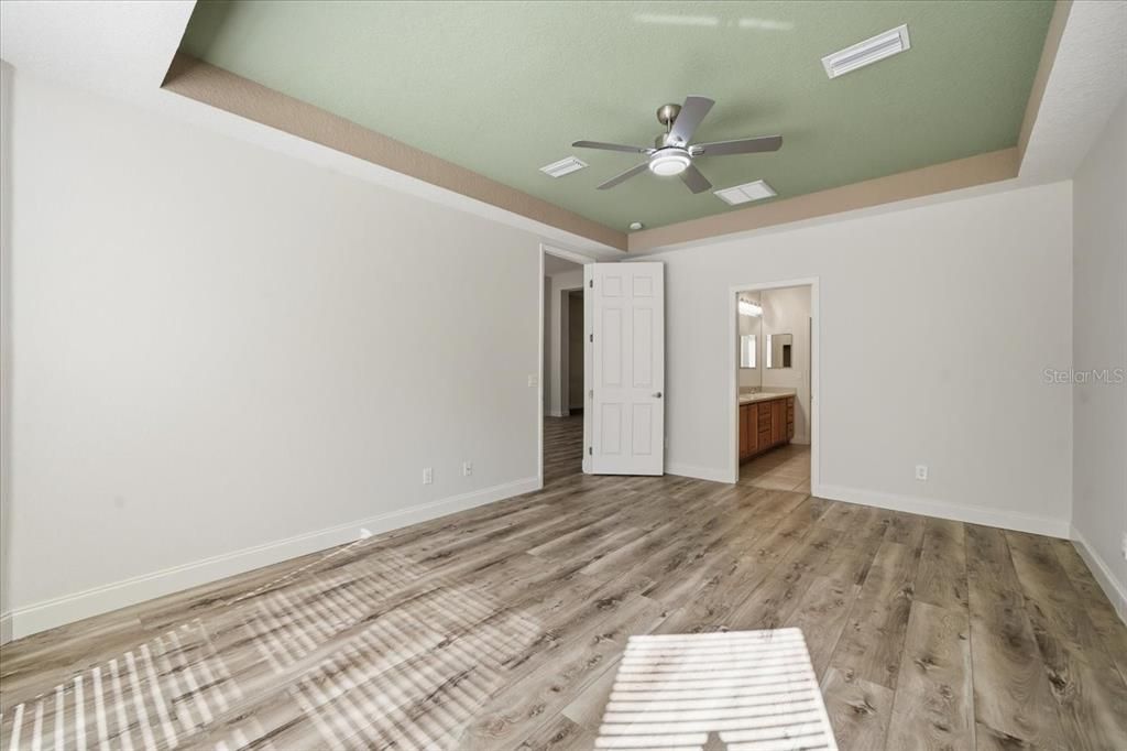 待售: $450,000 (3 贝兹, 2 浴室, 1886 平方英尺)