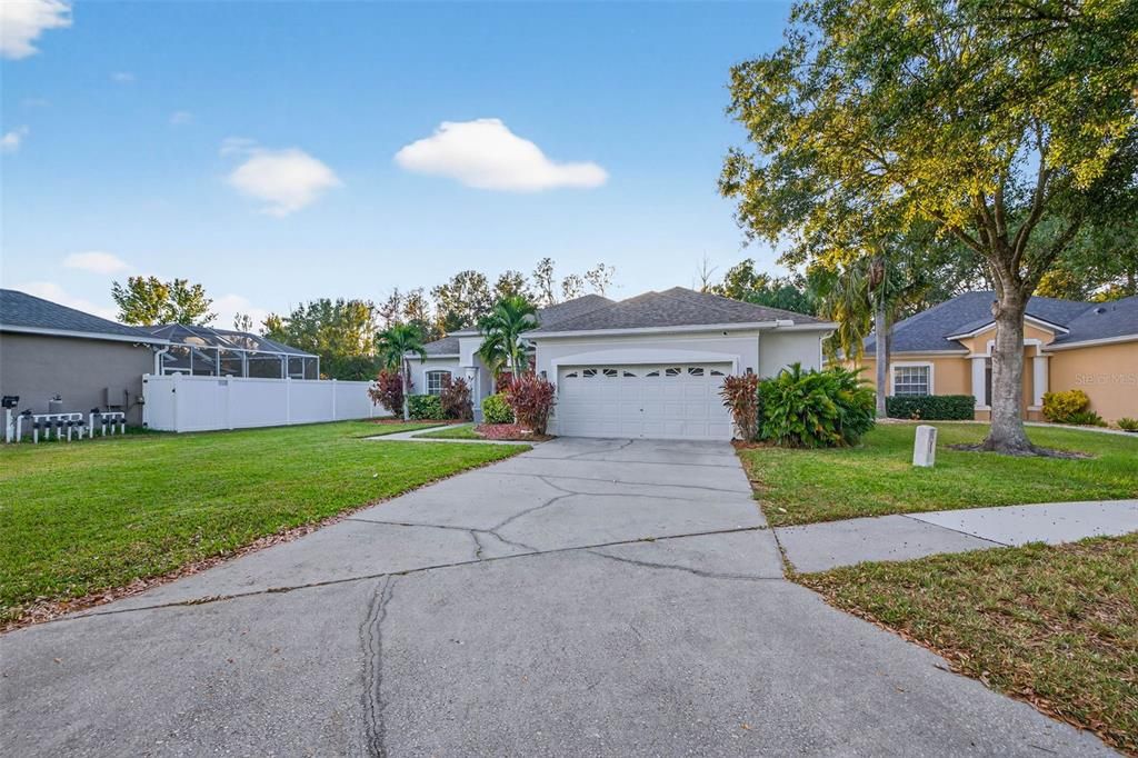 Active With Contract: $474,000 (4 beds, 3 baths, 2190 Square Feet)