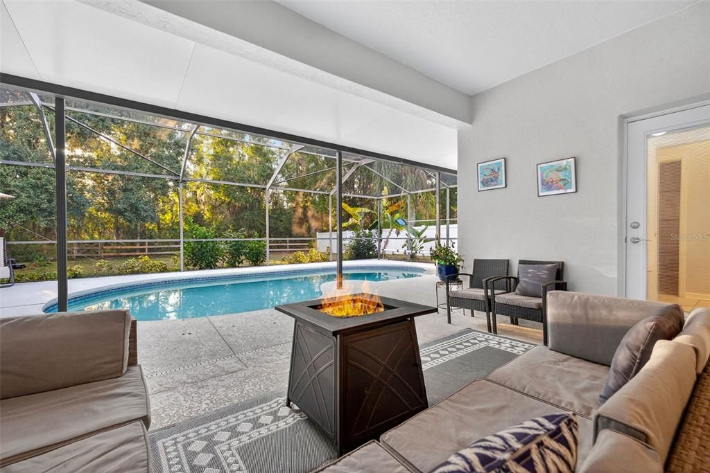 Active With Contract: $474,000 (4 beds, 3 baths, 2190 Square Feet)