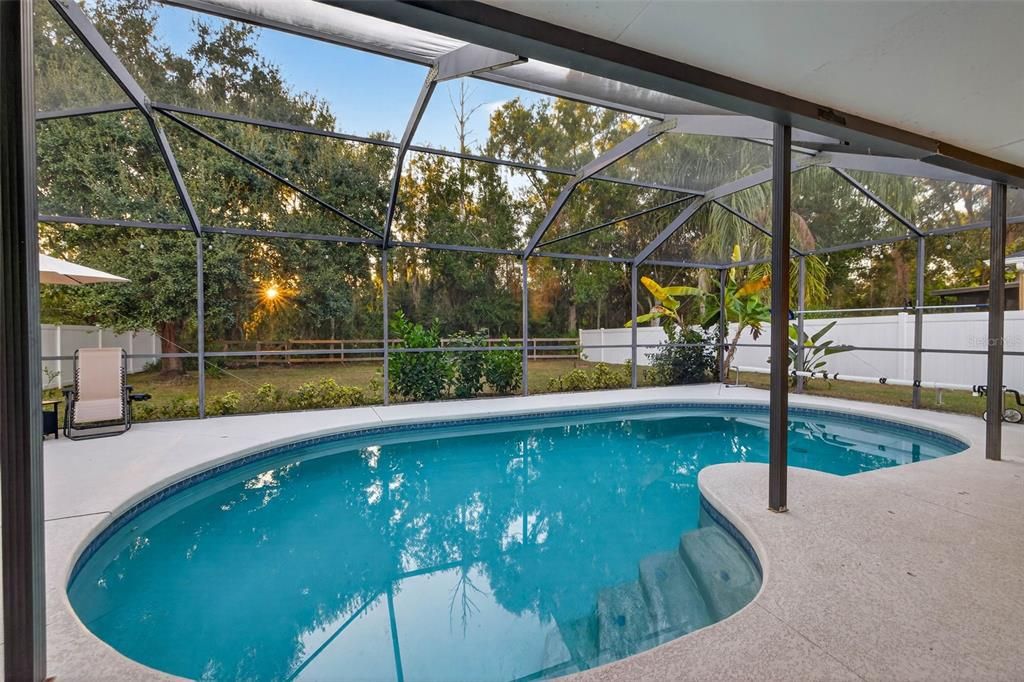 Active With Contract: $474,000 (4 beds, 3 baths, 2190 Square Feet)