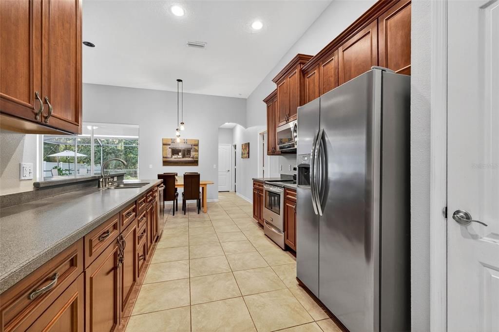 Active With Contract: $474,000 (4 beds, 3 baths, 2190 Square Feet)