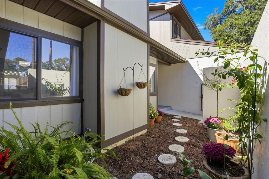 For Sale: $244,900 (3 beds, 2 baths, 1760 Square Feet)