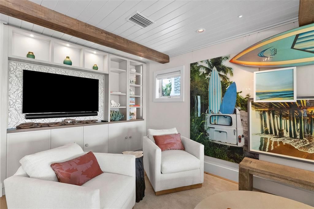 На продажу: $6,750,000 (3 спален, 3 ванн, 2264 Квадратных фут)