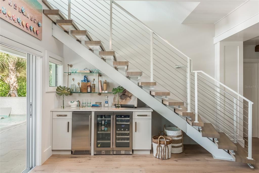 На продажу: $6,750,000 (3 спален, 3 ванн, 2264 Квадратных фут)