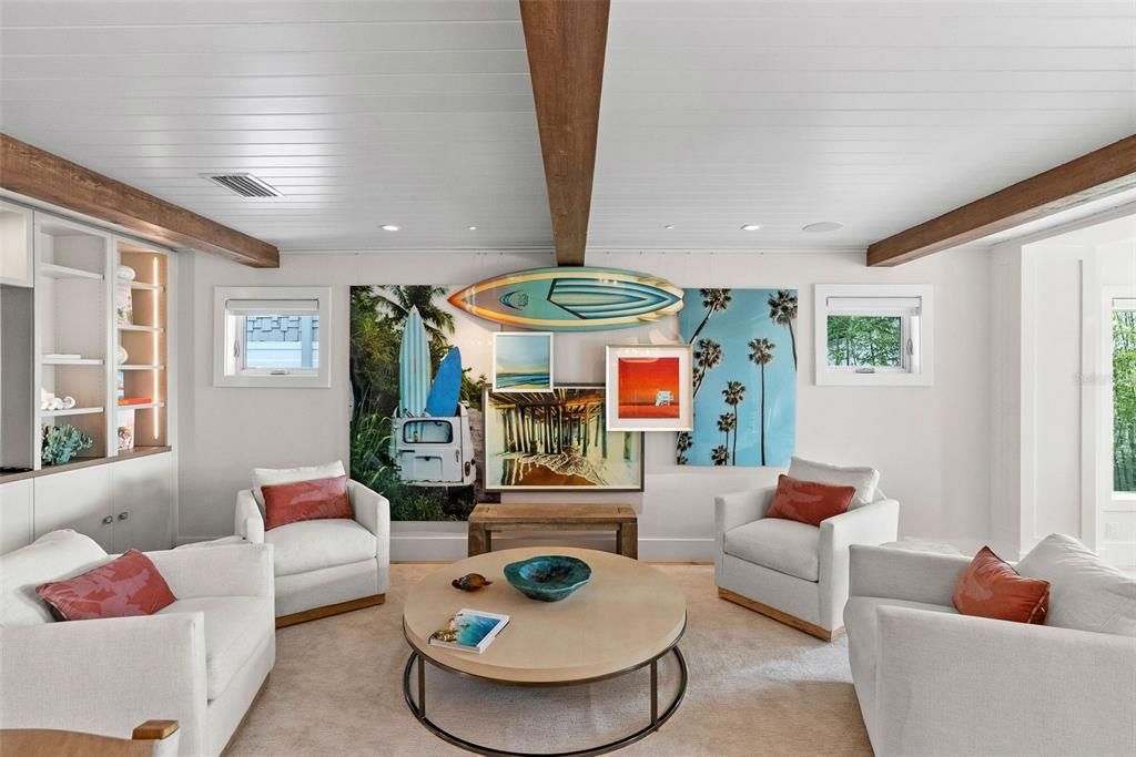 На продажу: $6,750,000 (3 спален, 3 ванн, 2264 Квадратных фут)