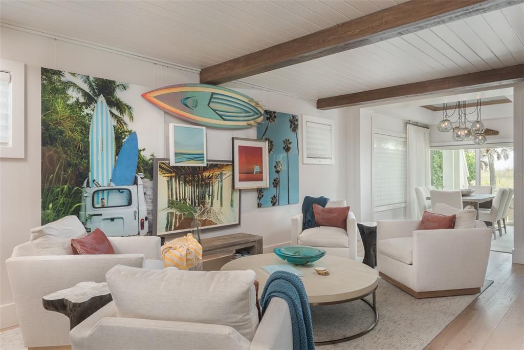 На продажу: $6,750,000 (3 спален, 3 ванн, 2264 Квадратных фут)