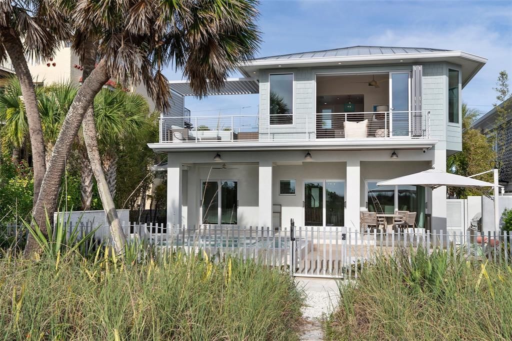 На продажу: $6,750,000 (3 спален, 3 ванн, 2264 Квадратных фут)